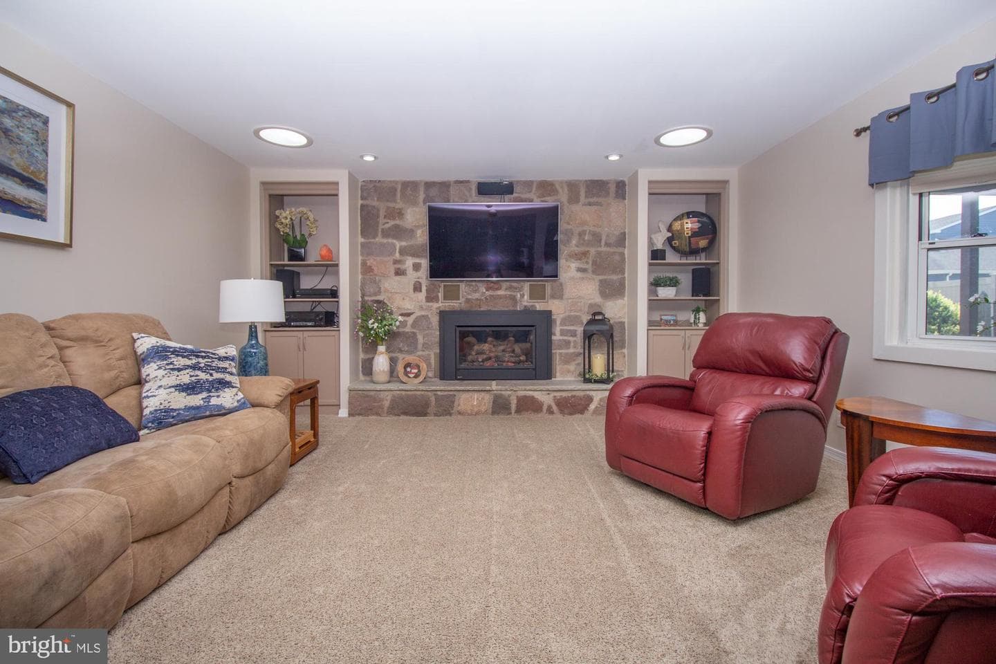 518 Ehret Road photo 15