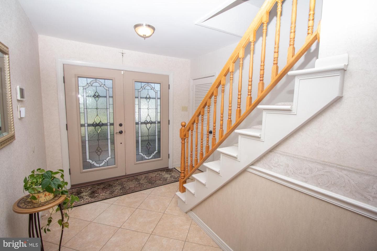 518 Ehret Road photo 5