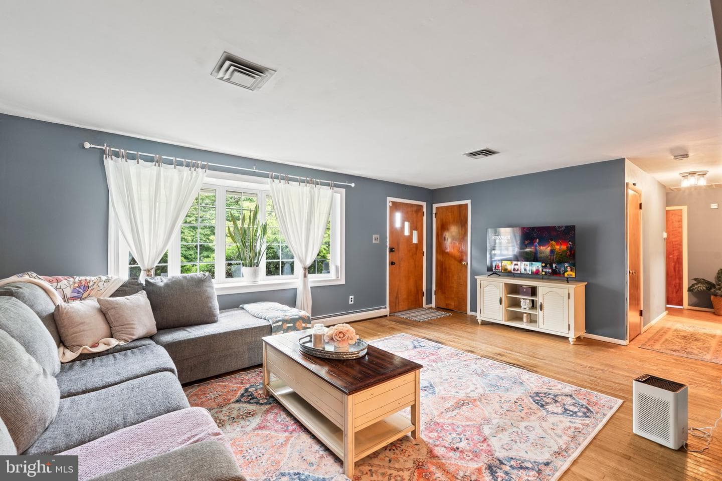 298 Davisville Road photo 4