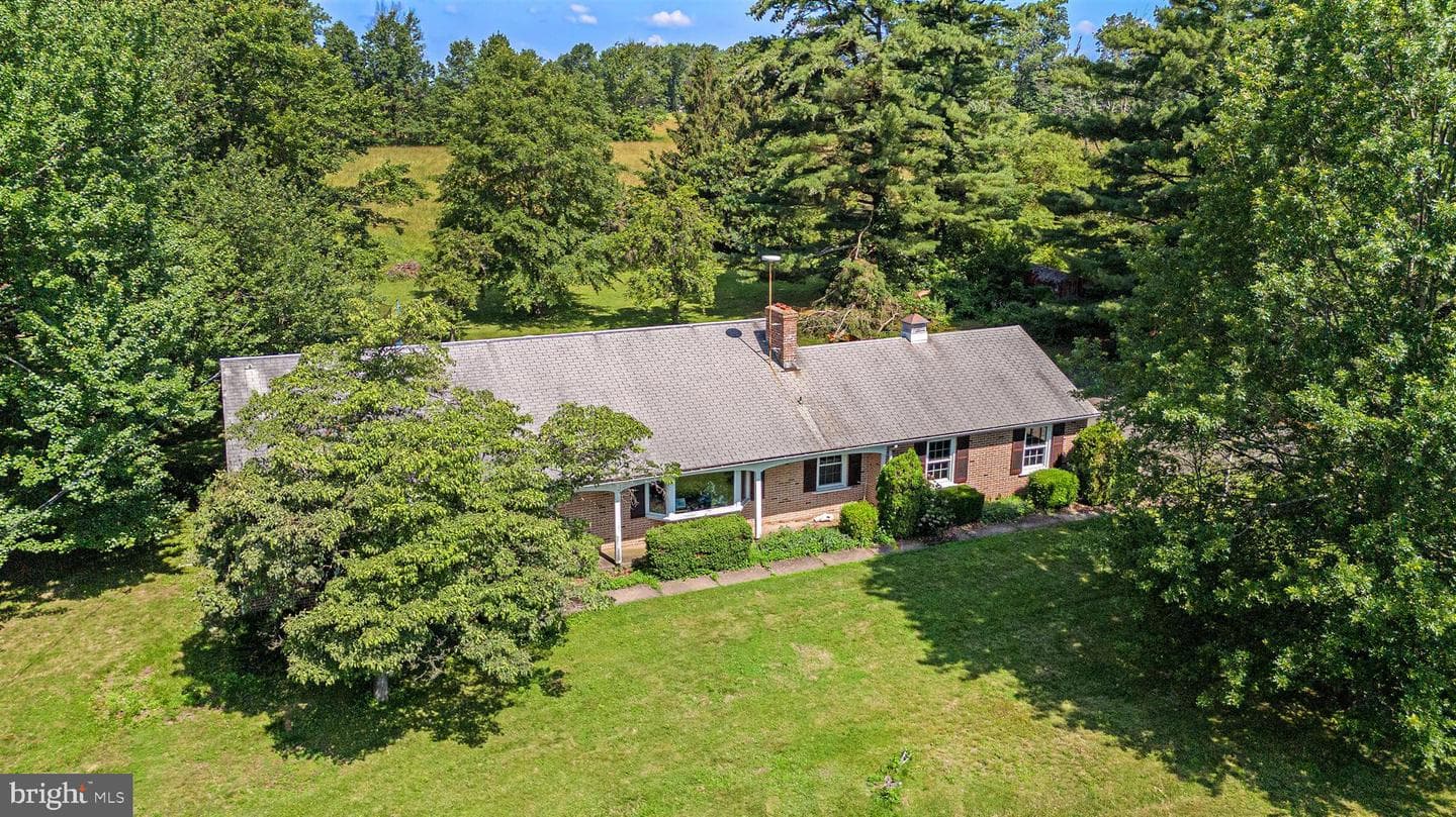 2218 Upper Stump Road photo 2