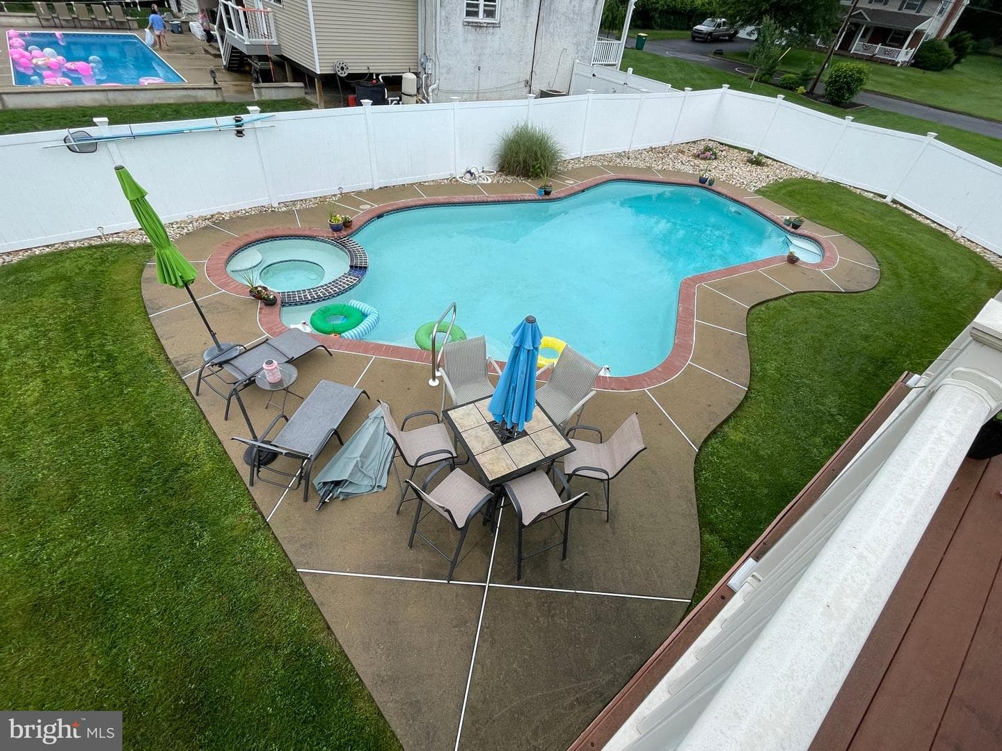 236 Brendwood Drive photo 38