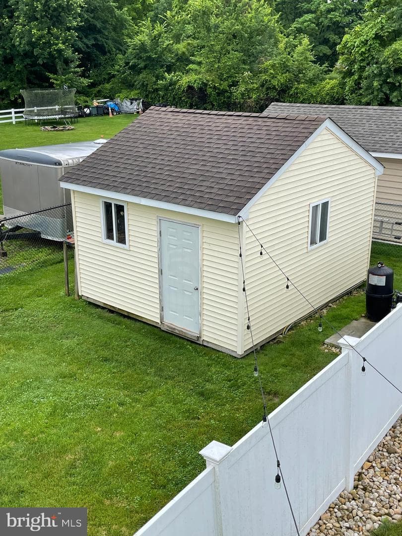 236 Brendwood Drive photo 48