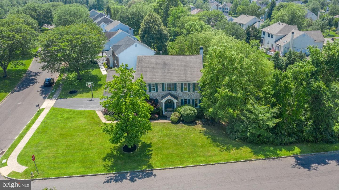 4936 Davis Drive photo 6