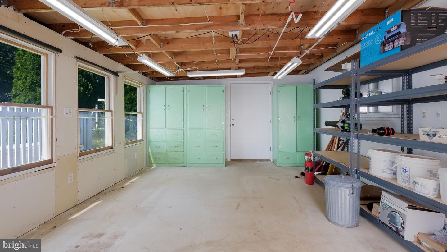 237 Louise Drive photo 23