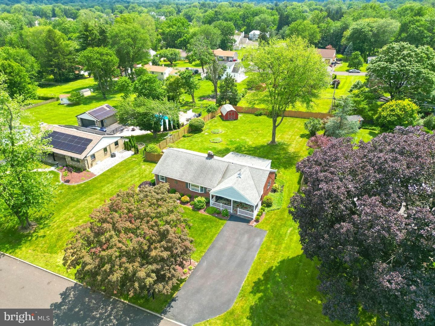 760 Sweetbriar Drive photo 3