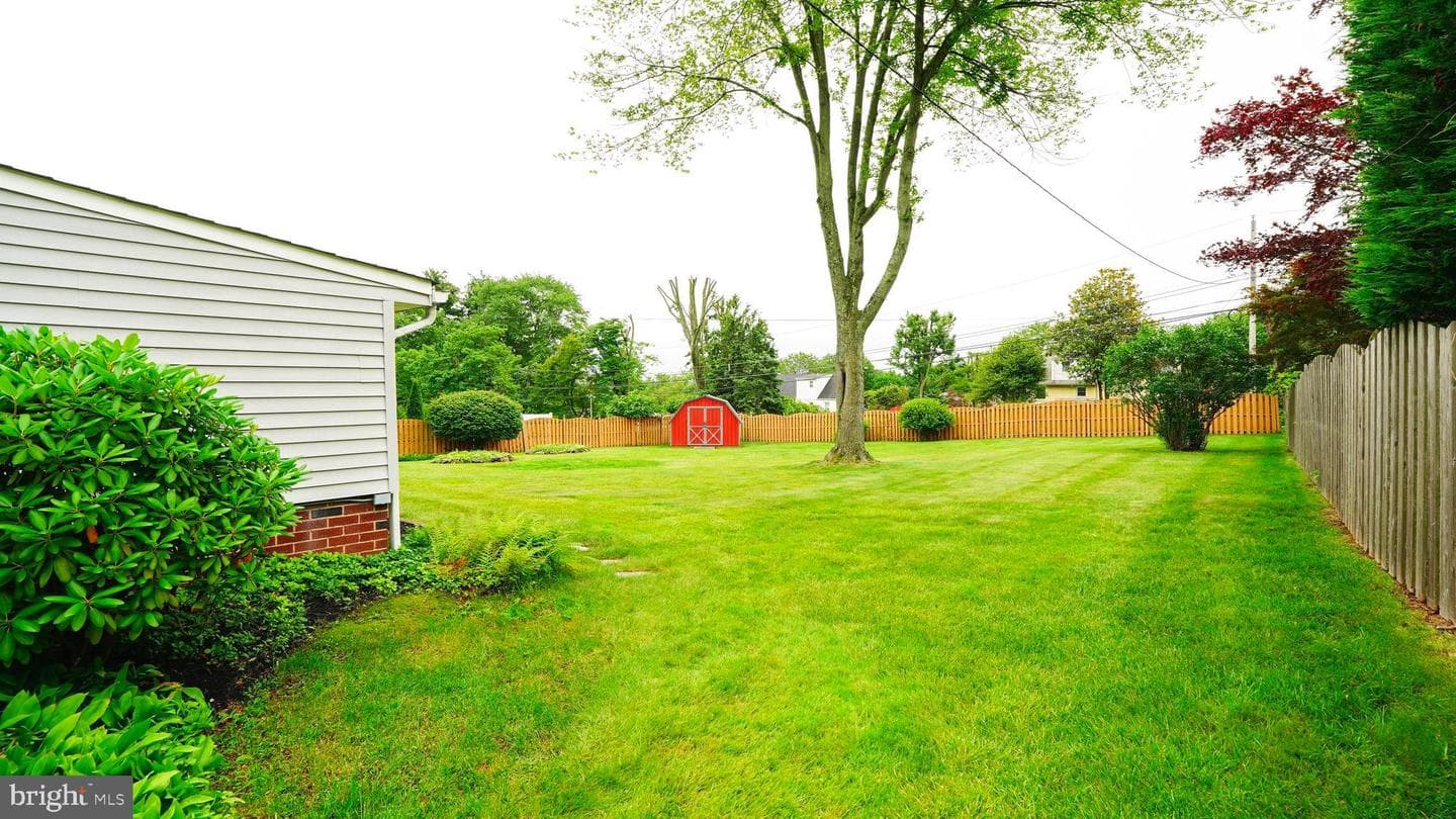 760 Sweetbriar Drive photo 33