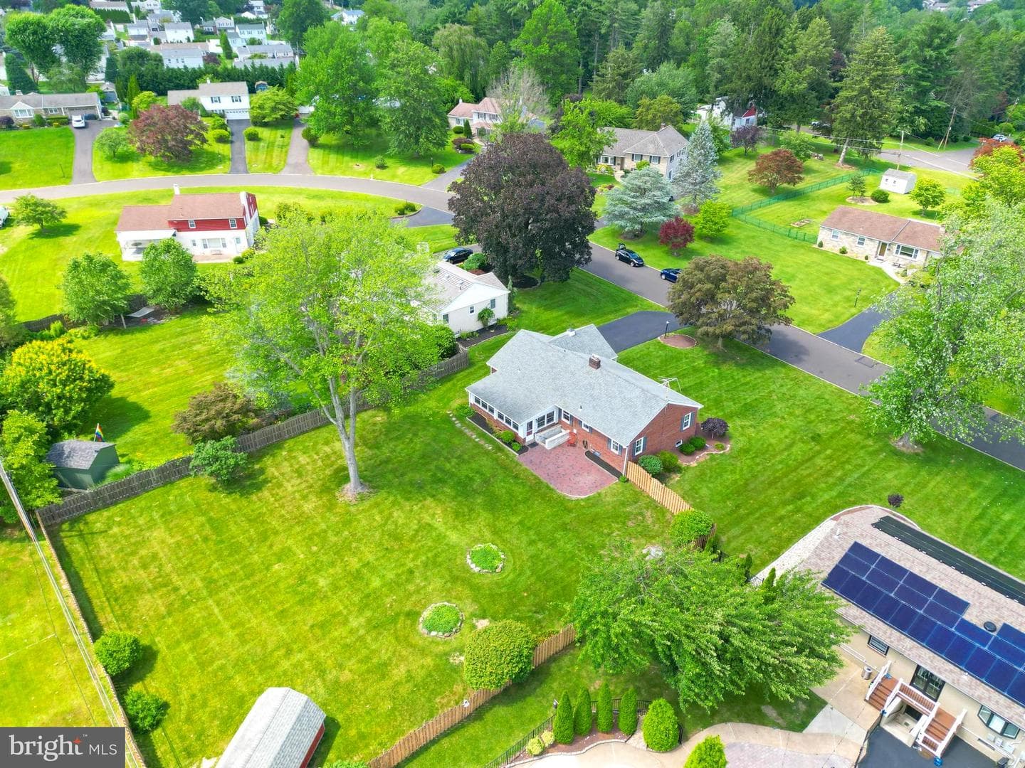 760 Sweetbriar Drive photo 6
