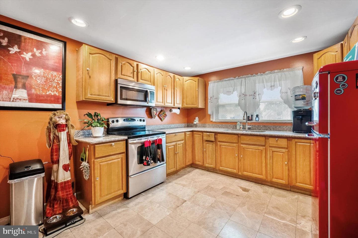711 Winder Drive photo 6