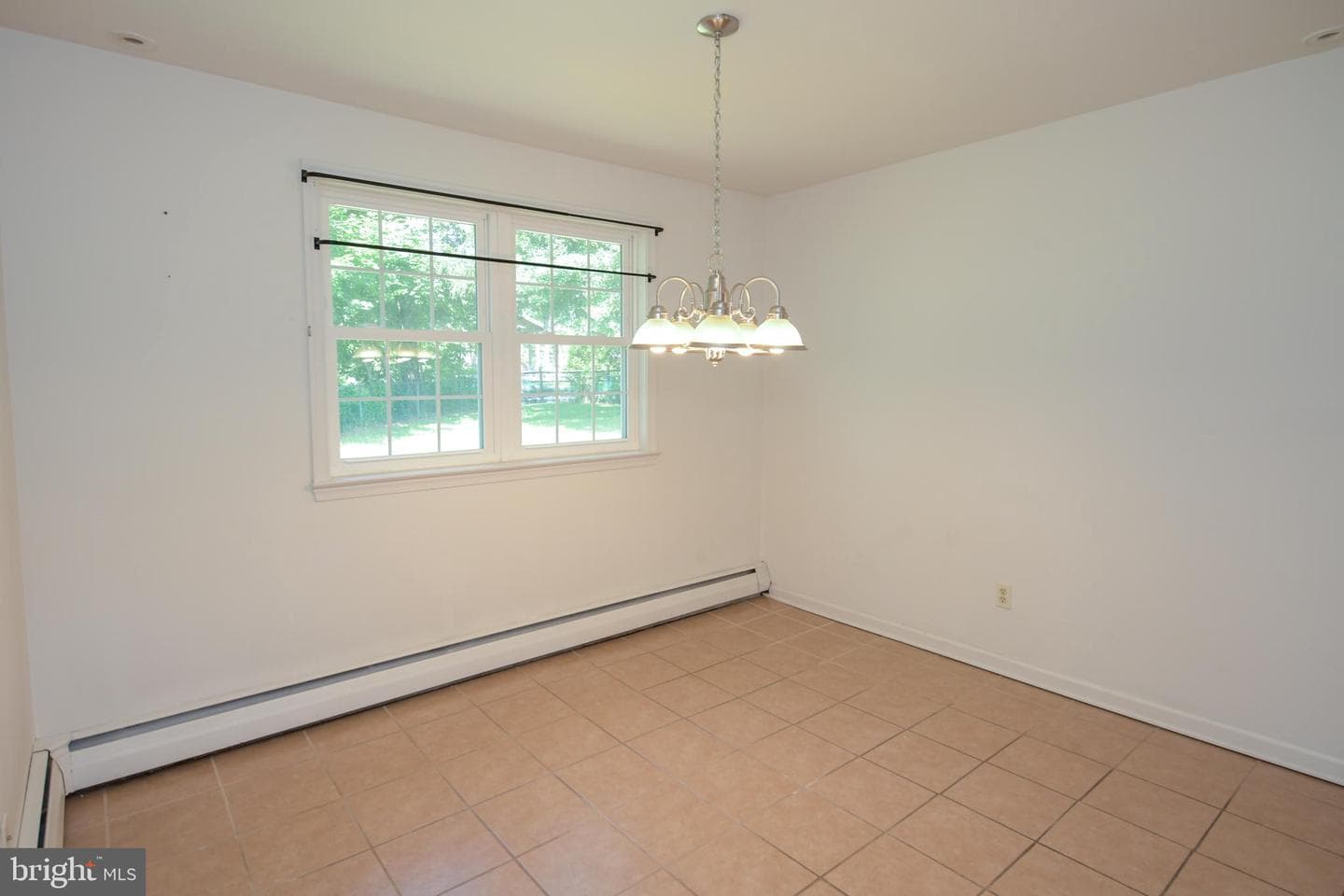 2 Broadale Road photo 16