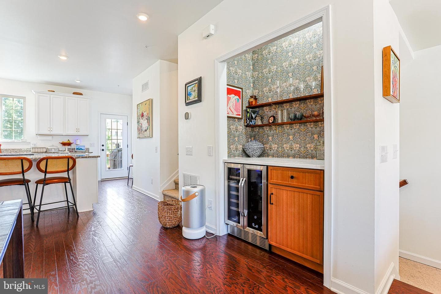 415 Tall Oaks Drive photo 10