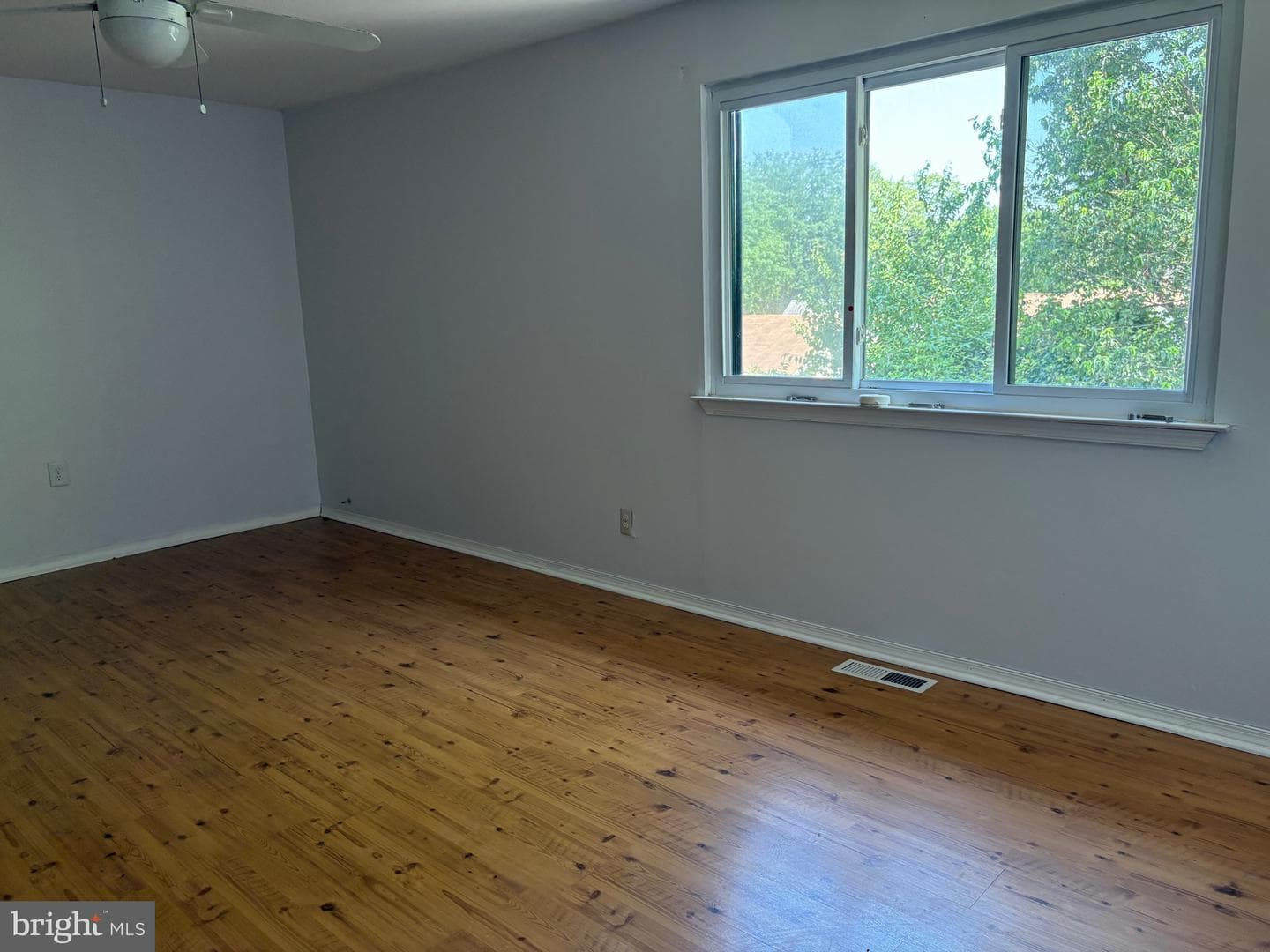 3967 Gloucester Court photo 14