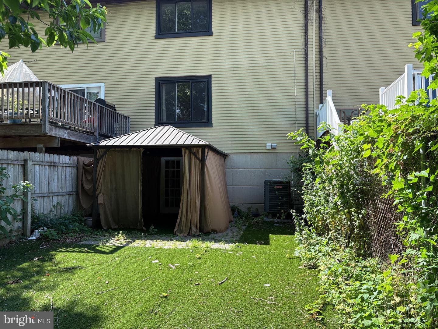 3967 Gloucester Court photo 24