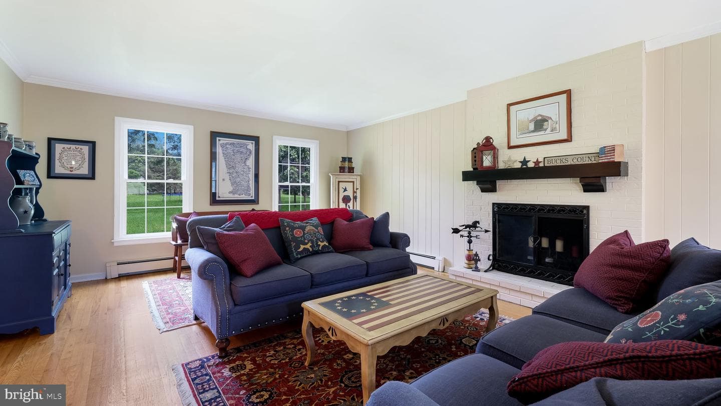 1 Sunnybrook Drive photo 12