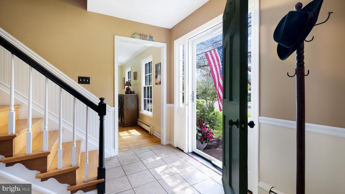 1 Sunnybrook Drive photo 9