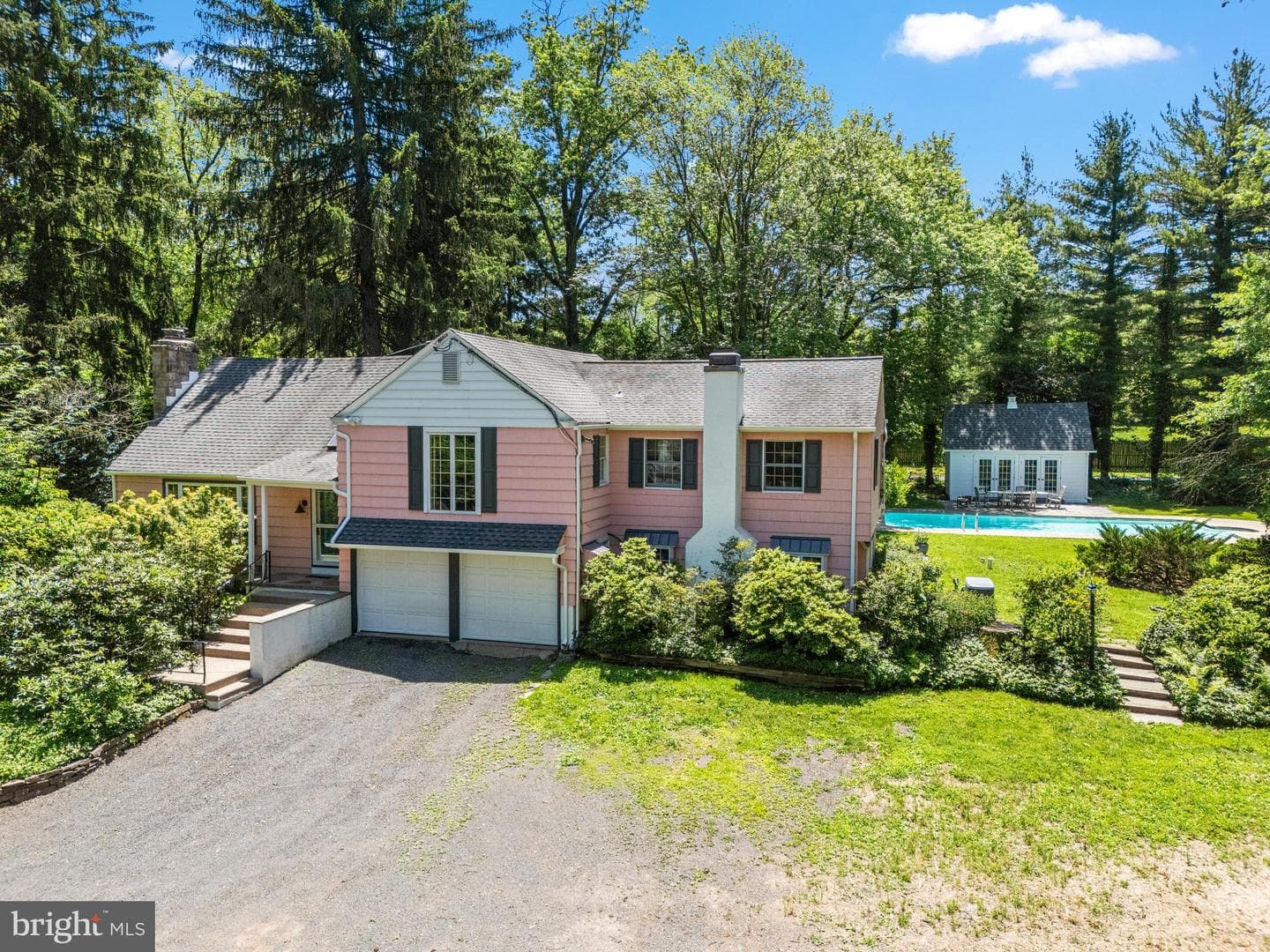 2692 Windy Bush Road photo 3