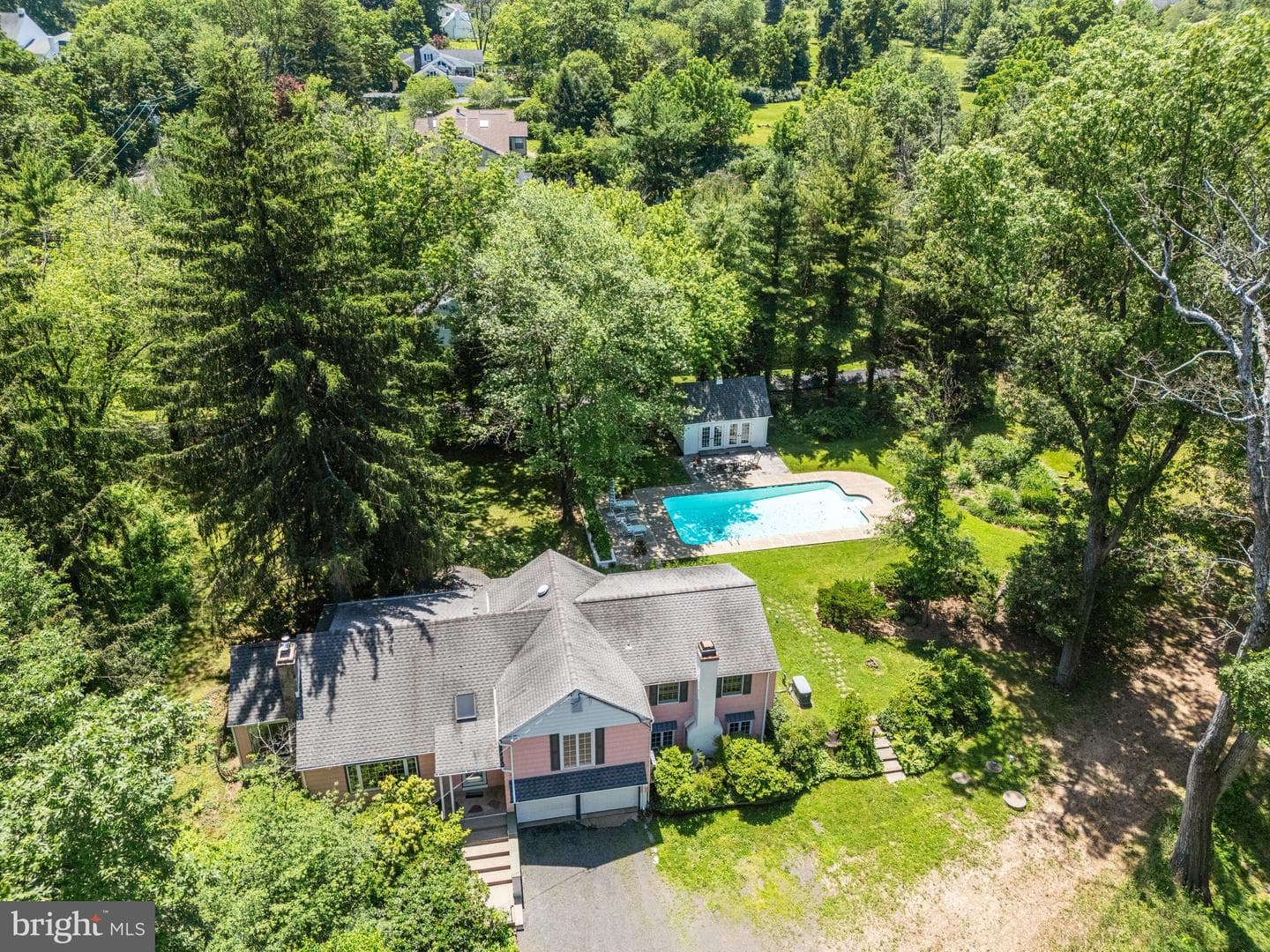 2692 Windy Bush Road photo 4
