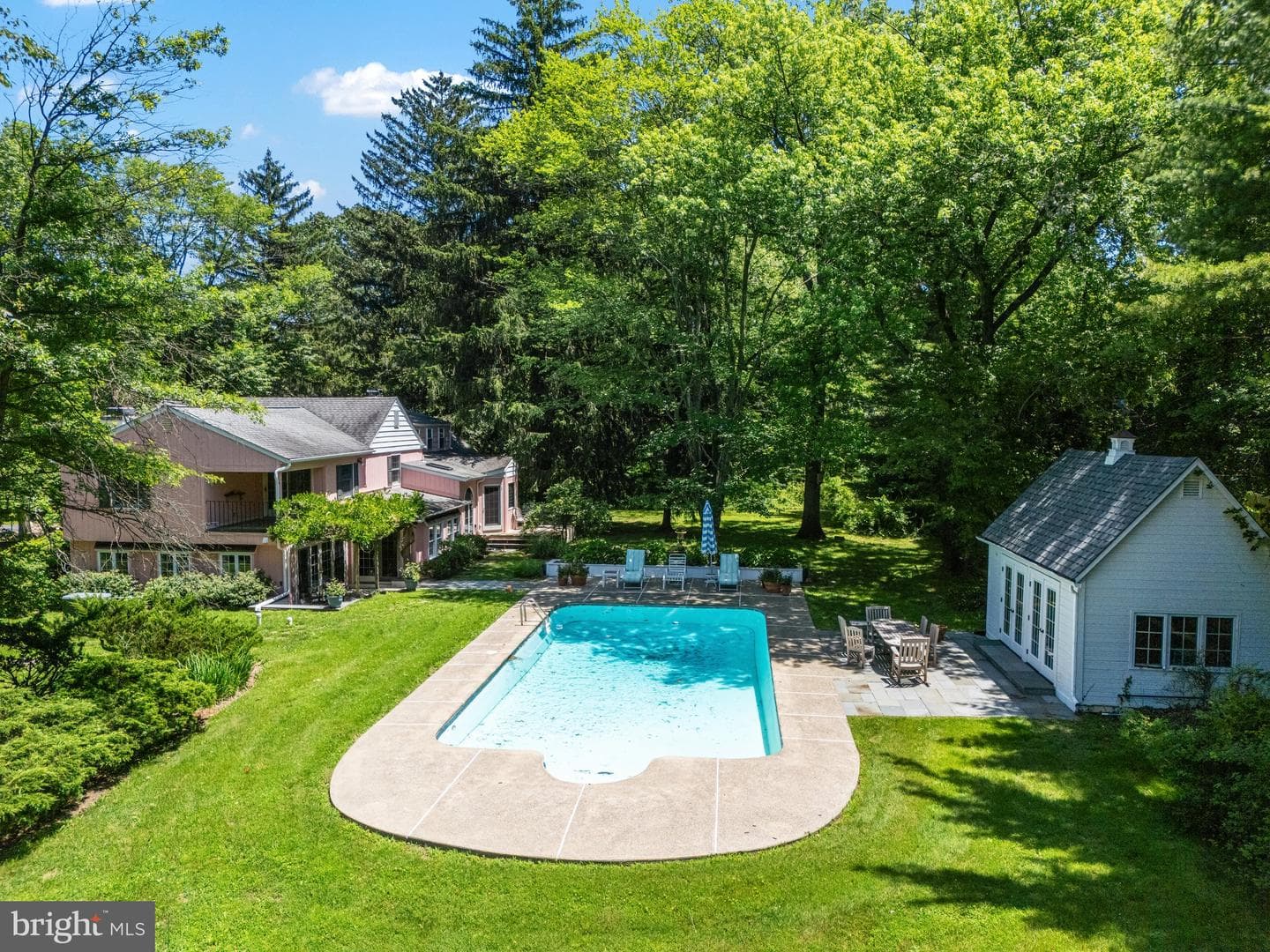 2692 Windy Bush Road photo 6