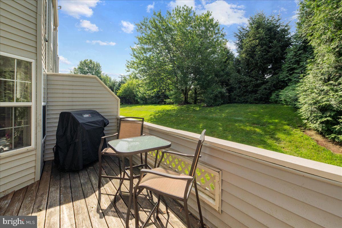 420 Fairview Way photo 12
