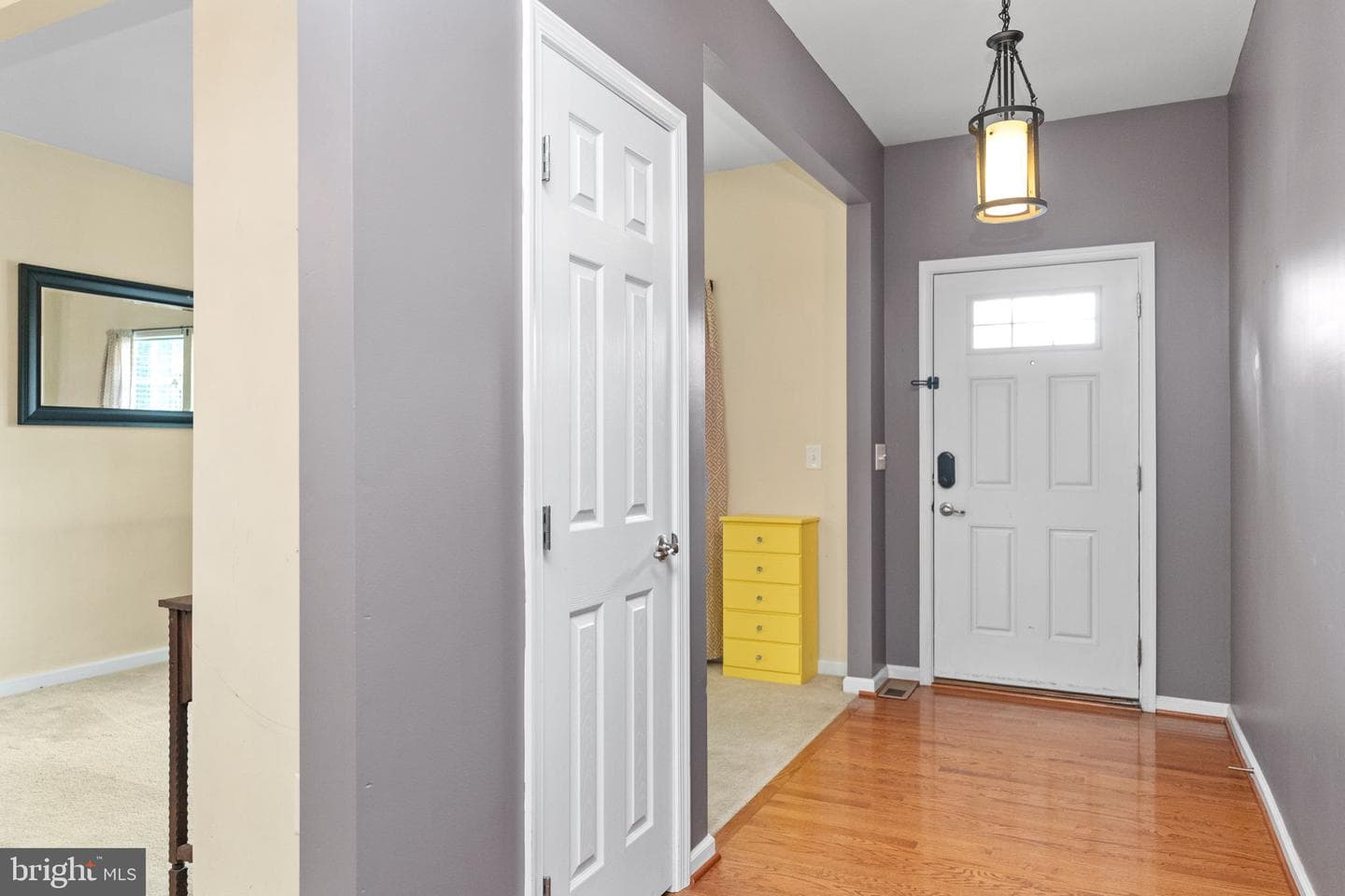 1057 Huntington Road photo 3