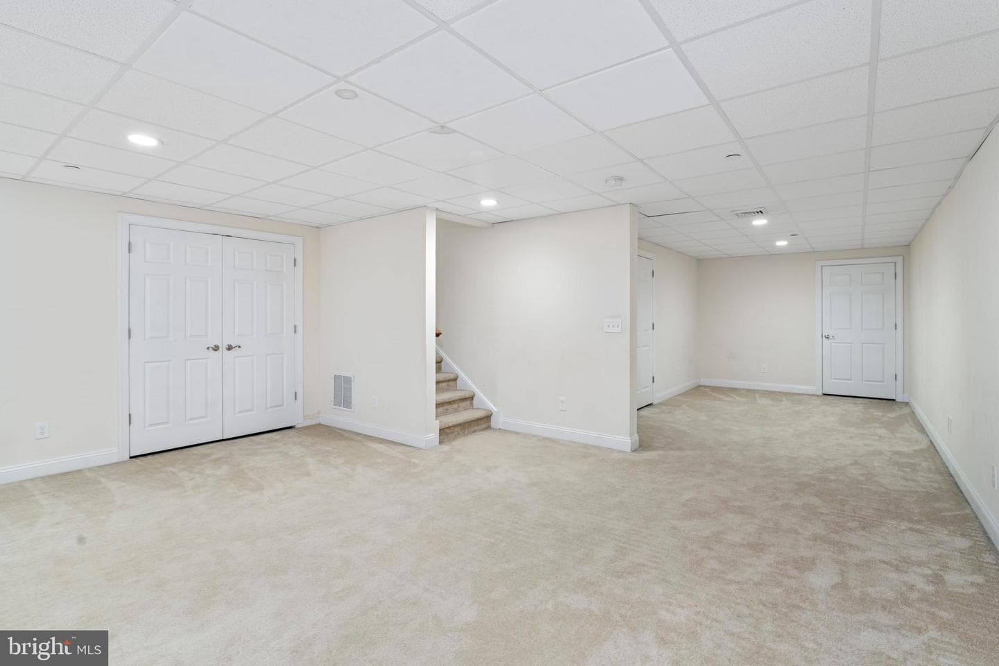 100 Nicoles Way photo 34