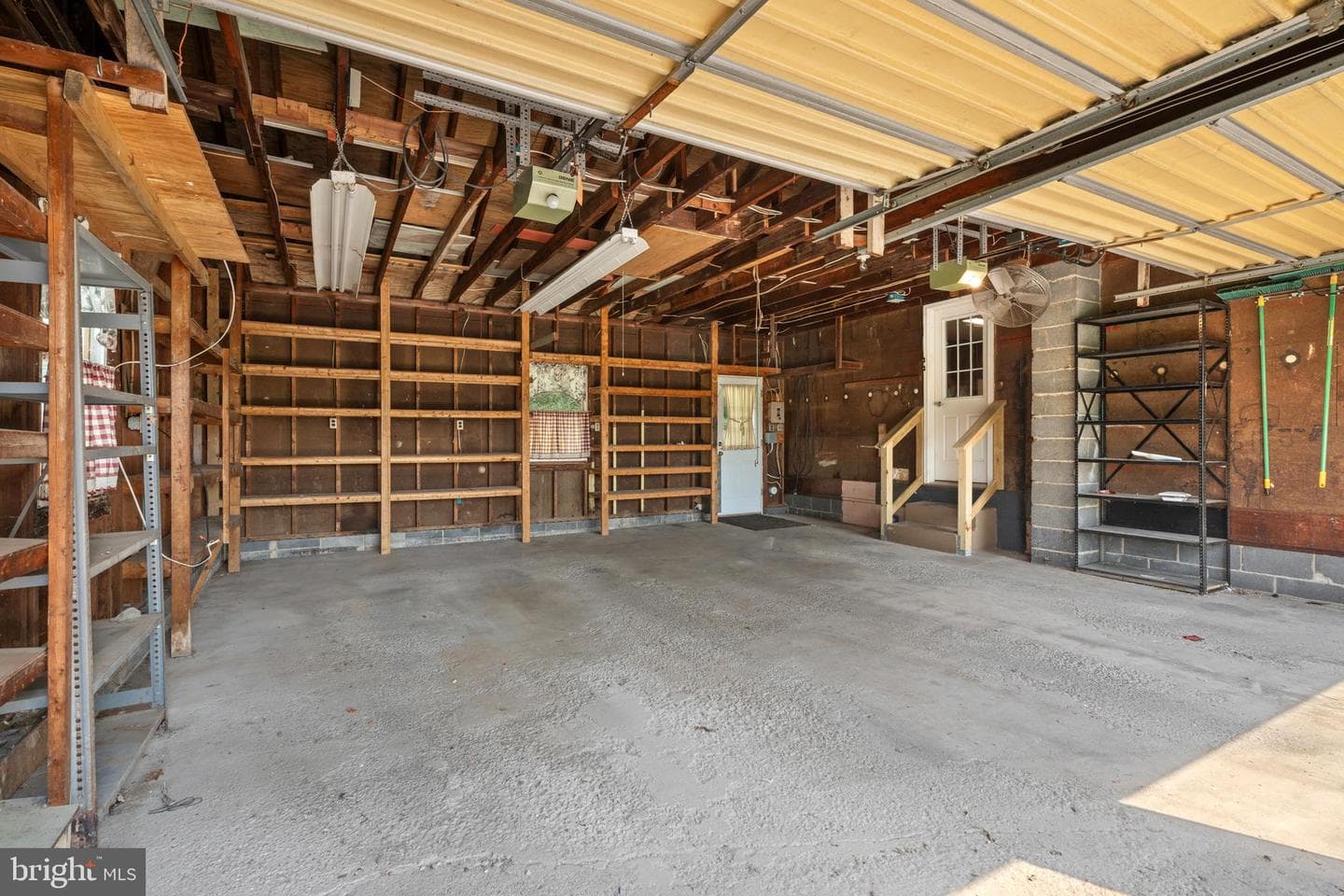 2535 Church Lane photo 29