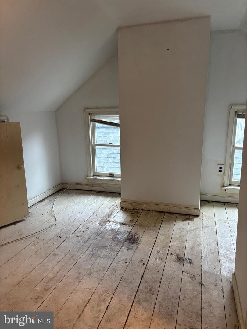 717 W Broad Street photo 21