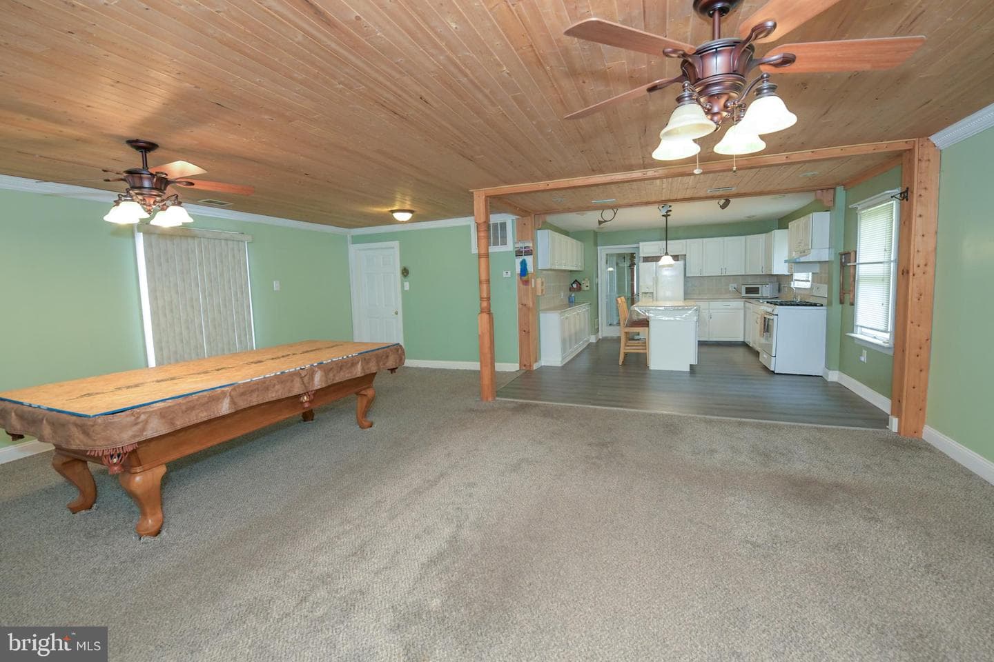 139 Crescent Street photo 21
