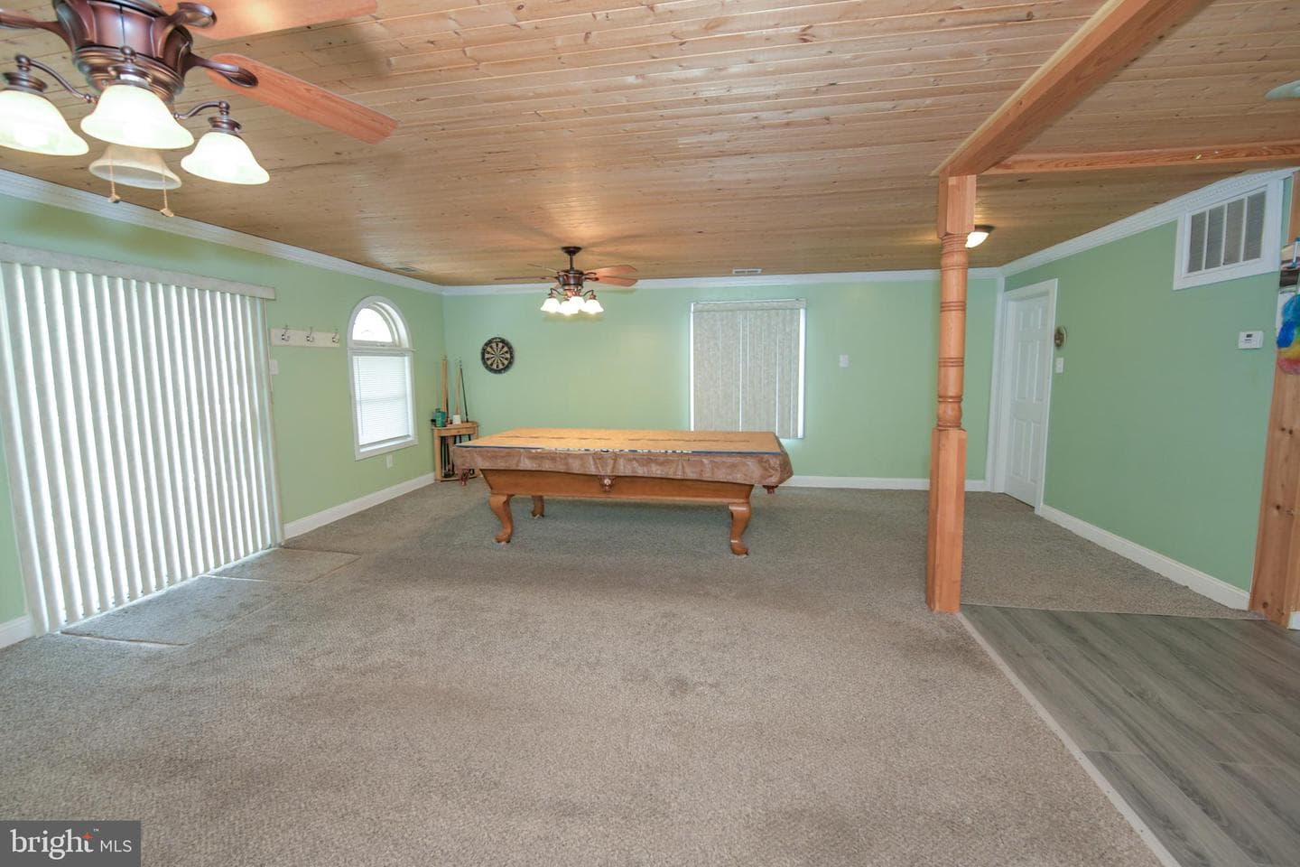 139 Crescent Street photo 23
