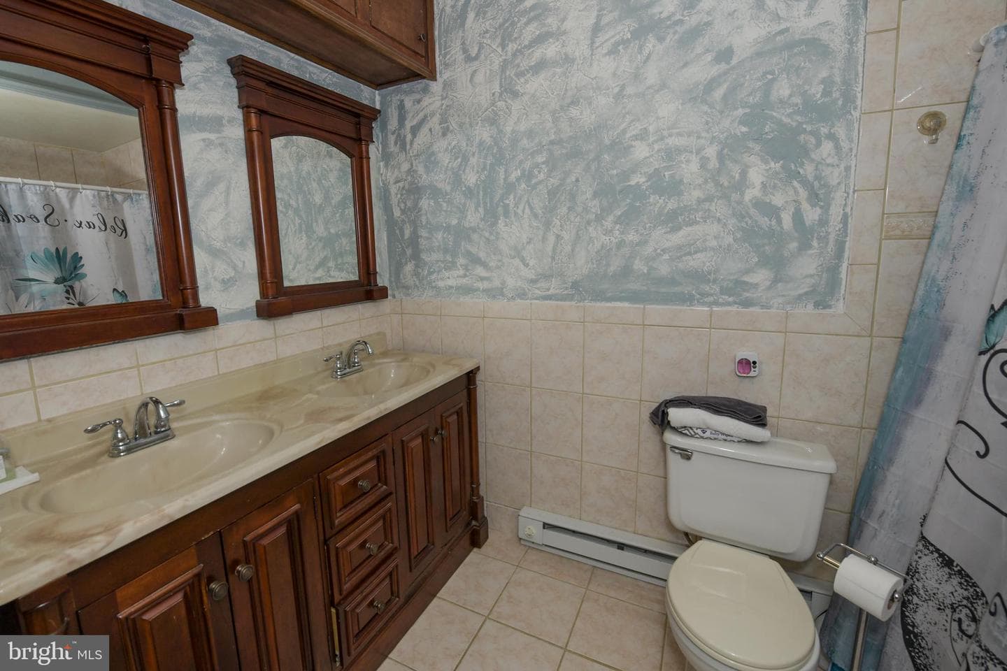 139 Crescent Street photo 30