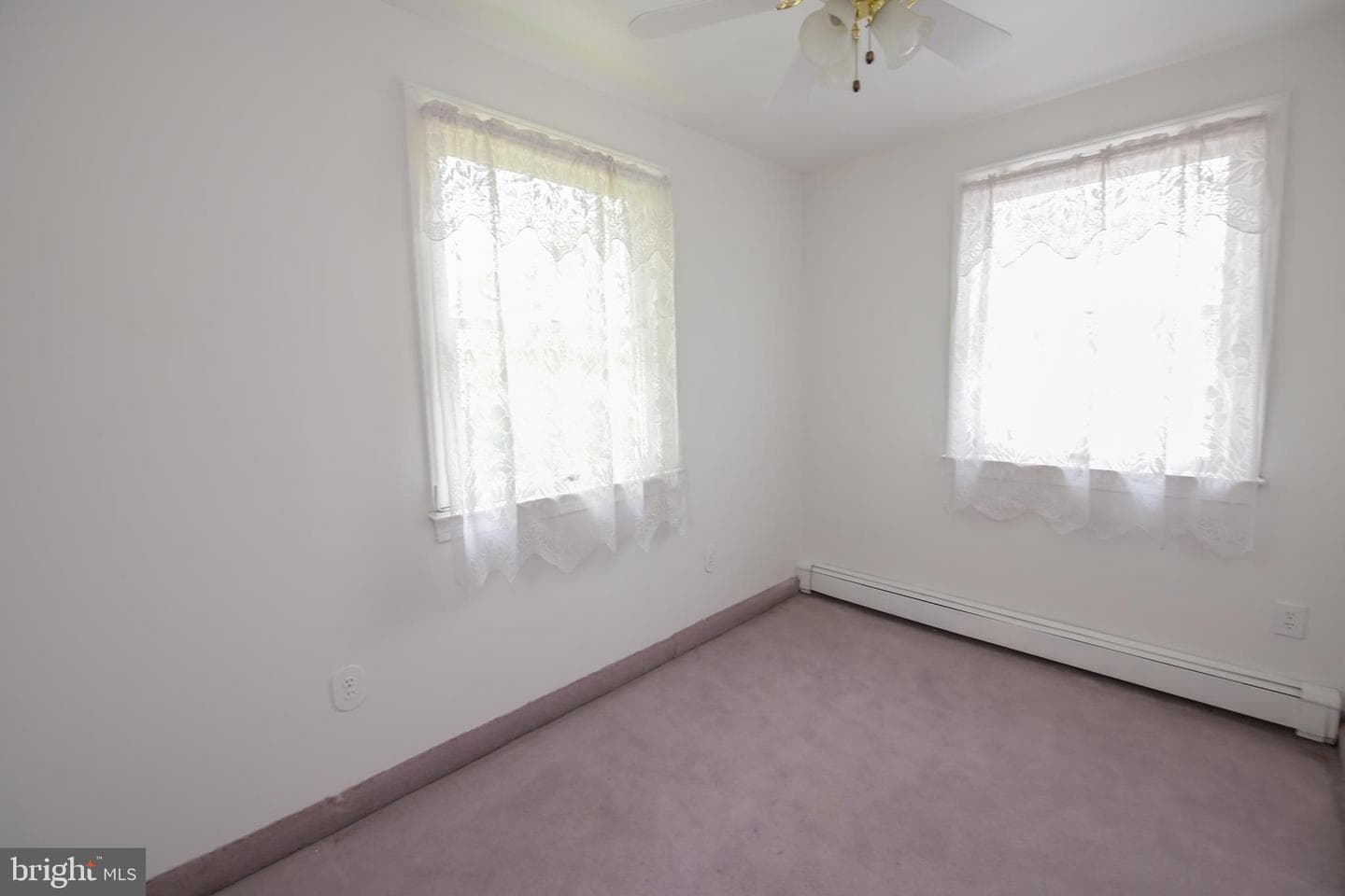 139 Crescent Street photo 34