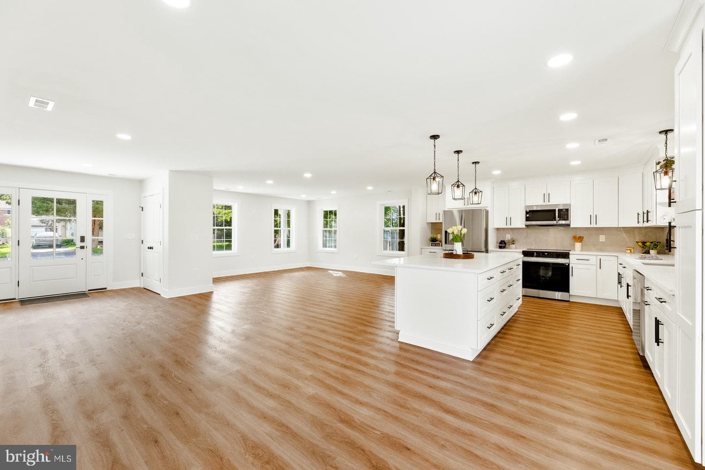 1805 Grieb Avenue photo 16