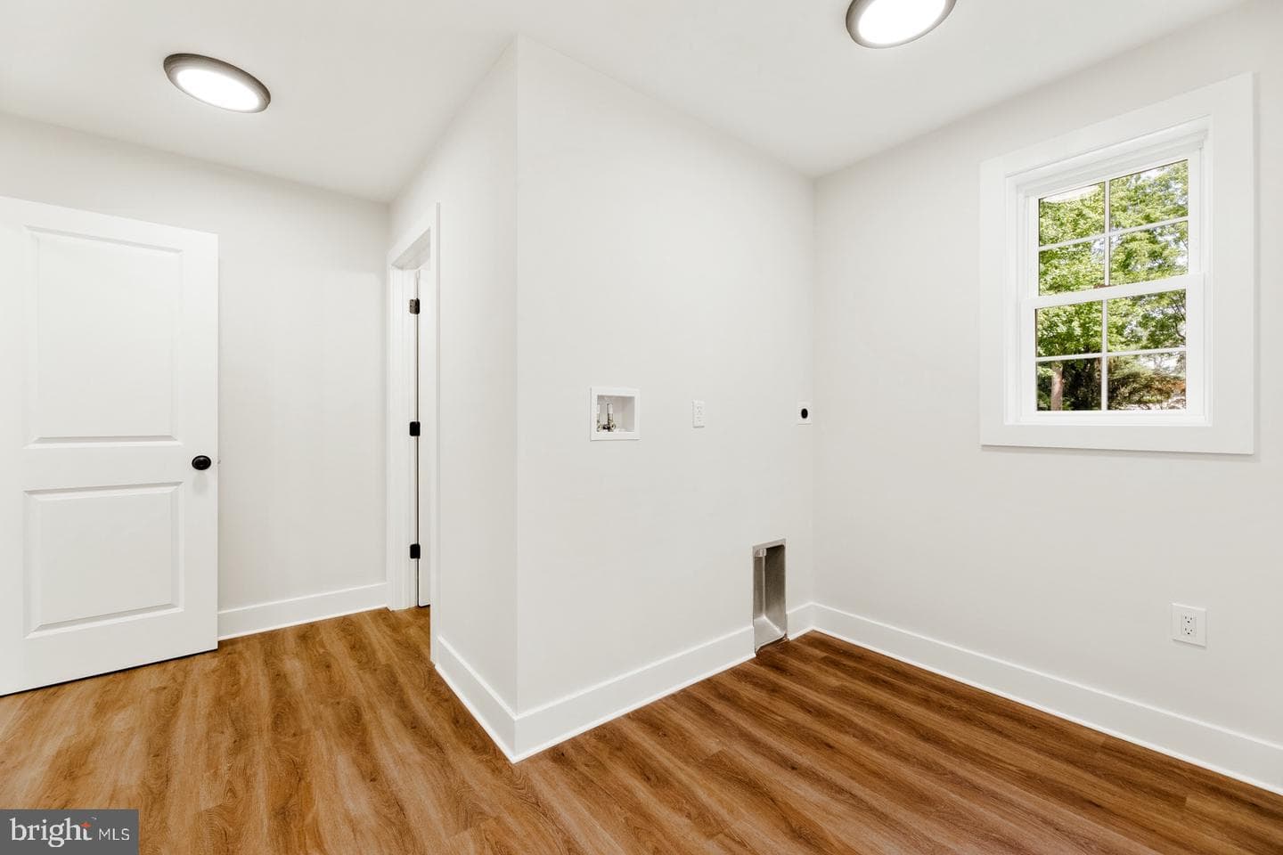 1805 Grieb Avenue photo 24