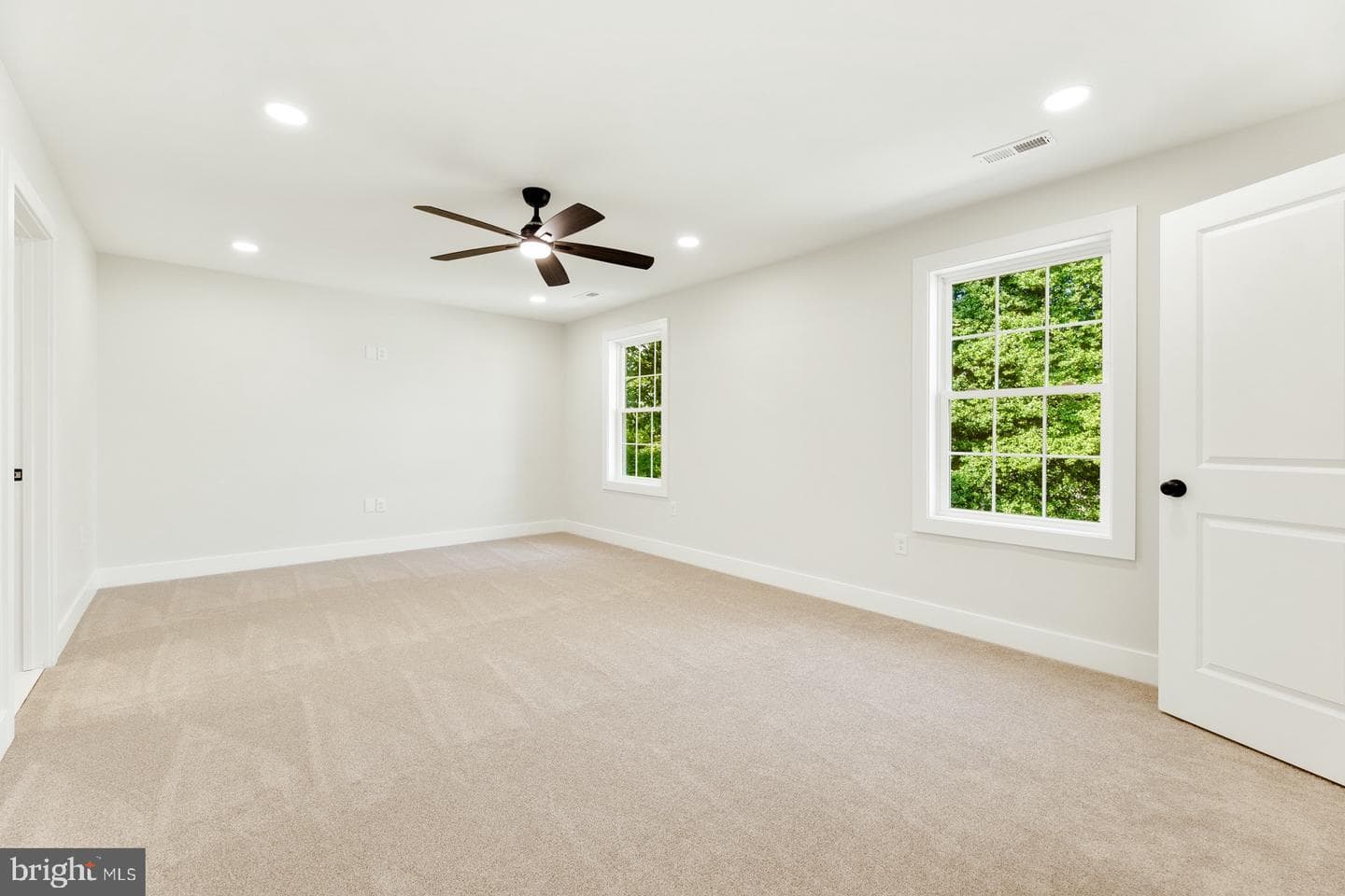 1805 Grieb Avenue photo 25