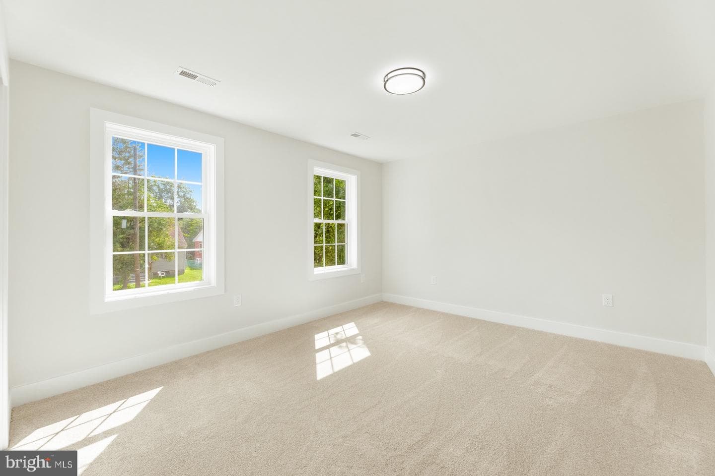 1805 Grieb Avenue photo 33