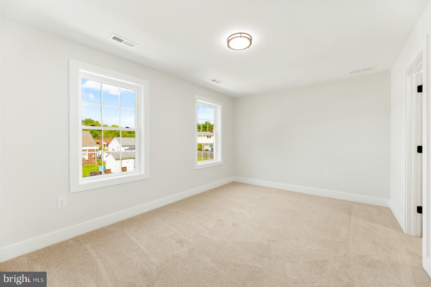 1805 Grieb Avenue photo 37