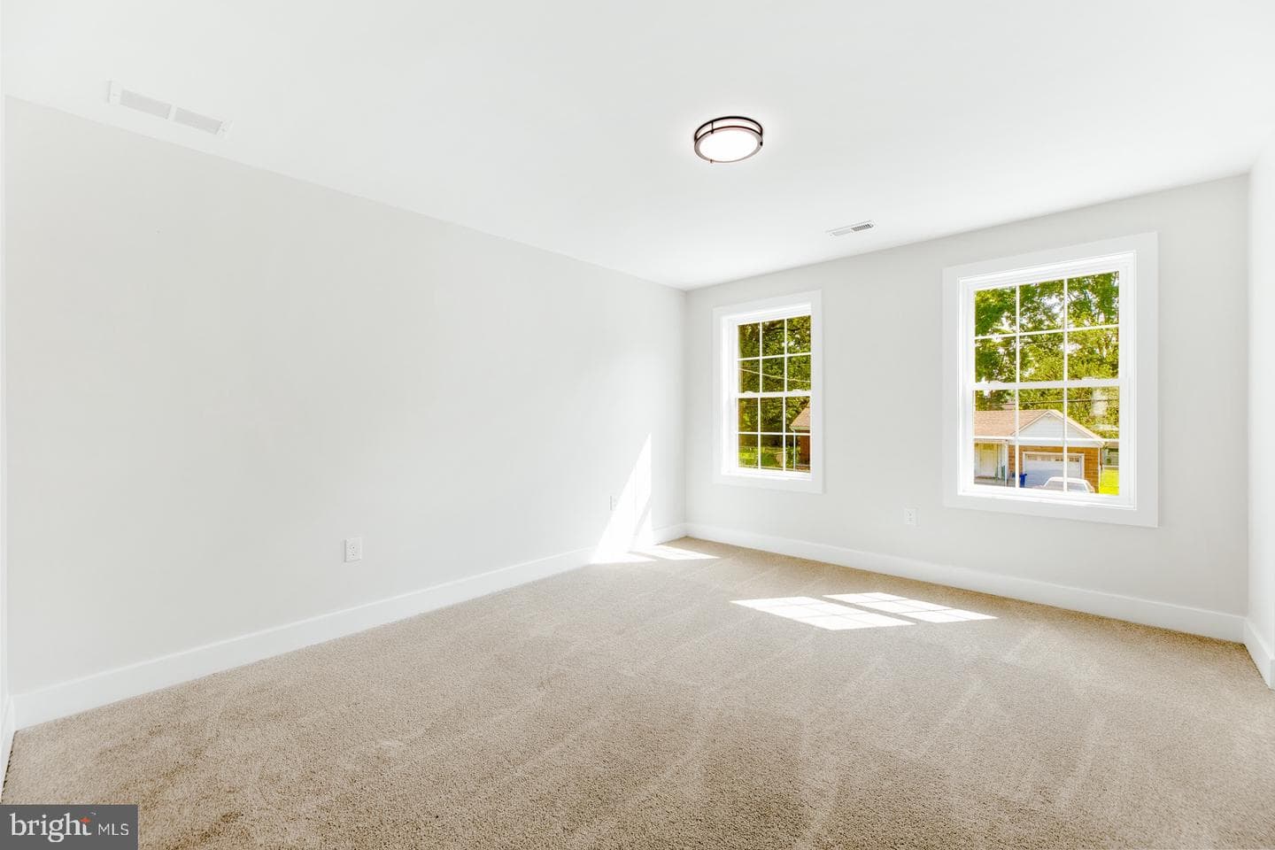 1805 Grieb Avenue photo 39