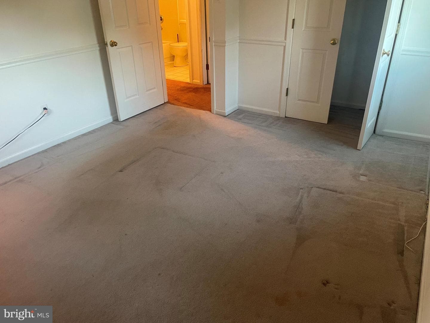 752 Gordon Drive photo 13