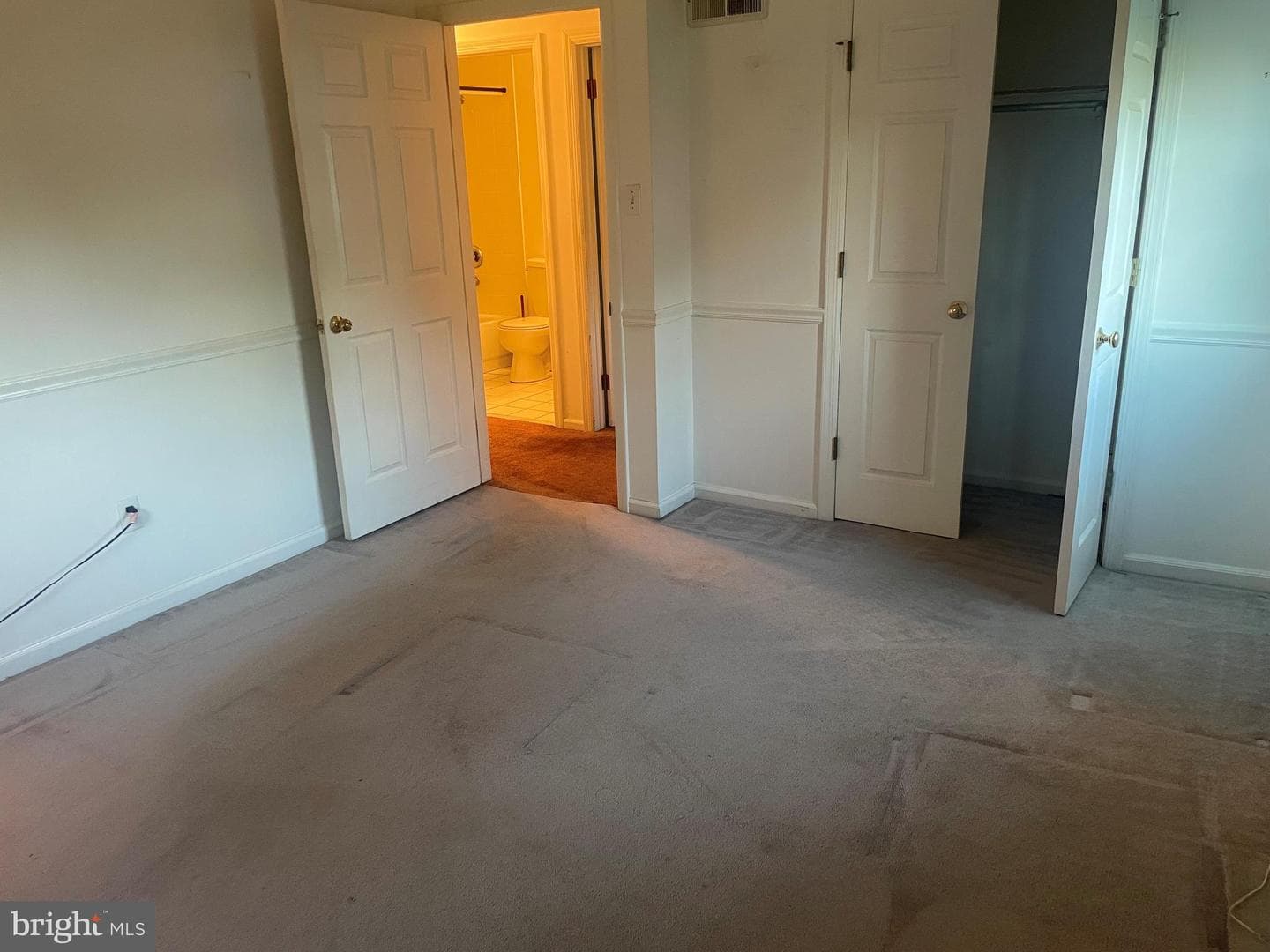 752 Gordon Drive photo 14