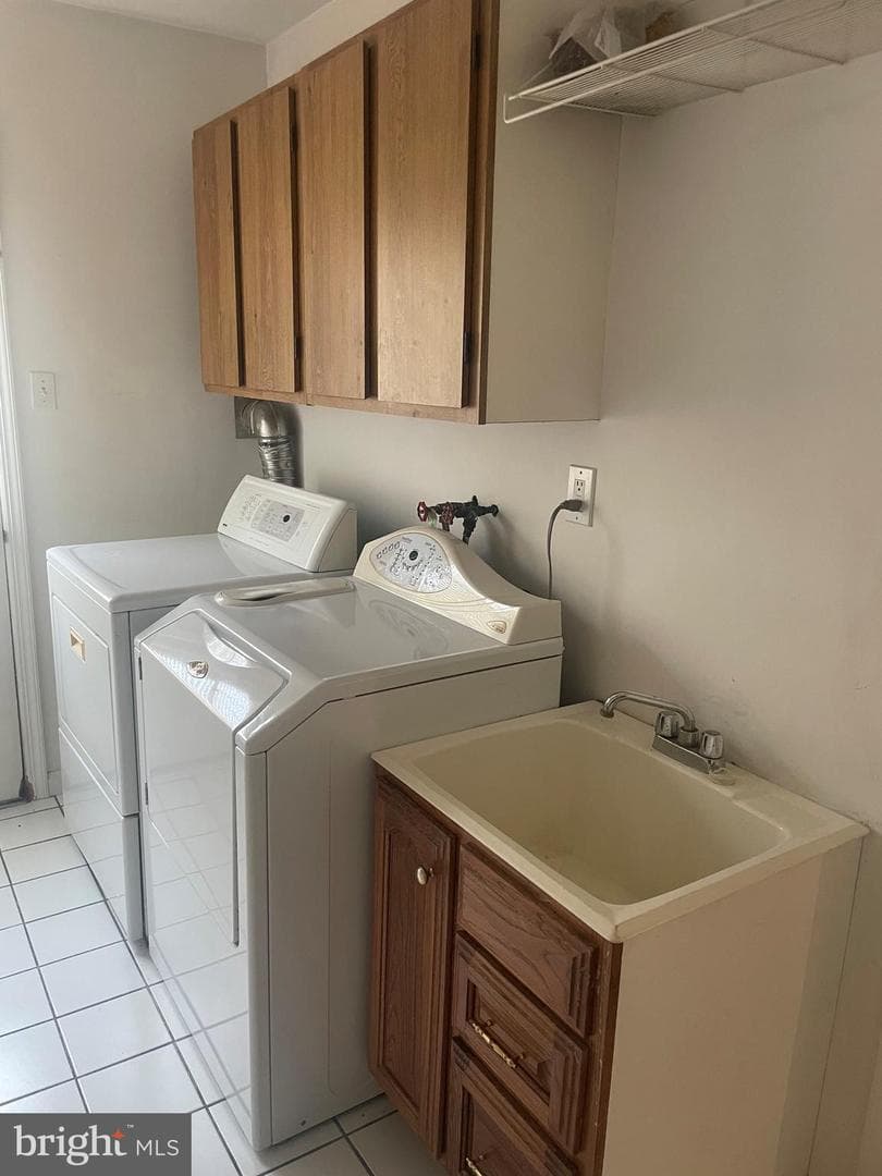 752 Gordon Drive photo 23