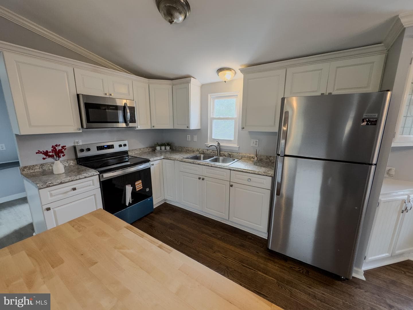6 Walnut Lane photo 11