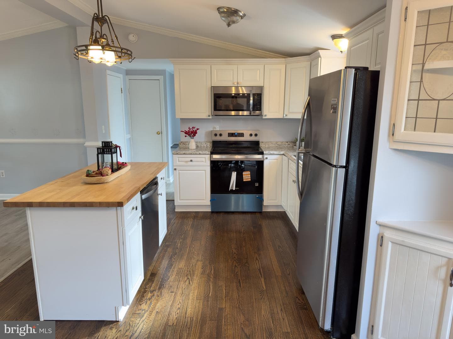 6 Walnut Lane photo 12
