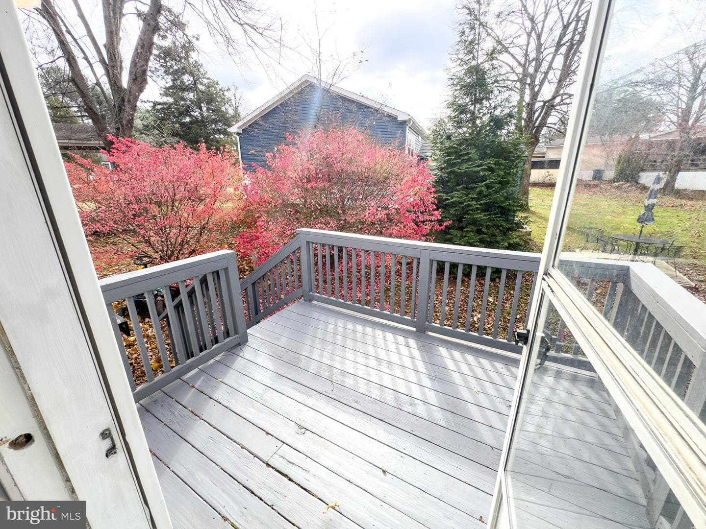 6 Walnut Lane photo 25