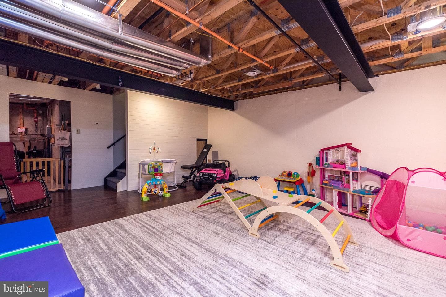 192 Stetson Drive photo 33