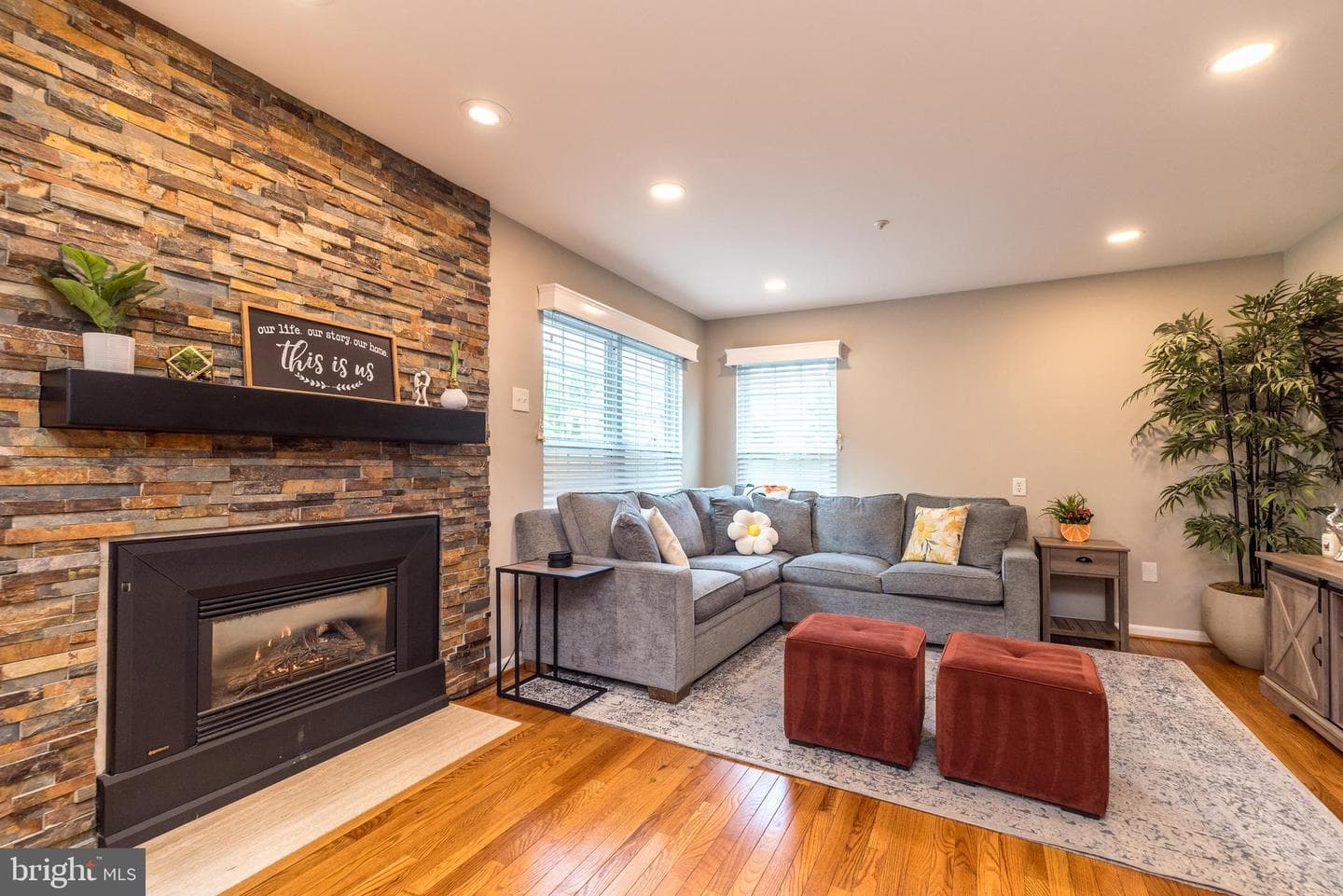 192 Stetson Drive photo 9