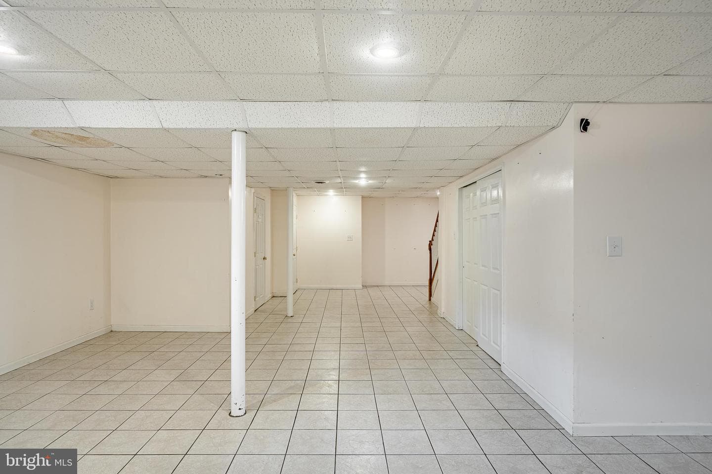 1221 Meadow Brook Drive photo 35