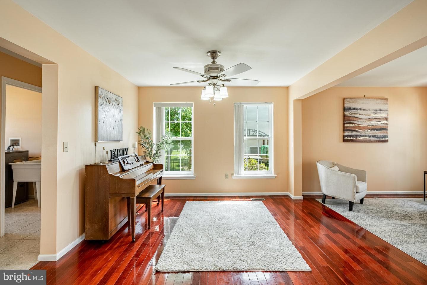 1221 Meadow Brook Drive photo 5