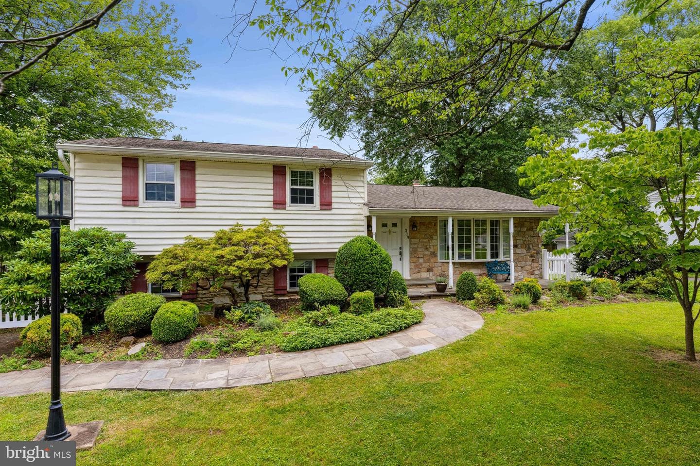 319 Holly Knoll photo 2