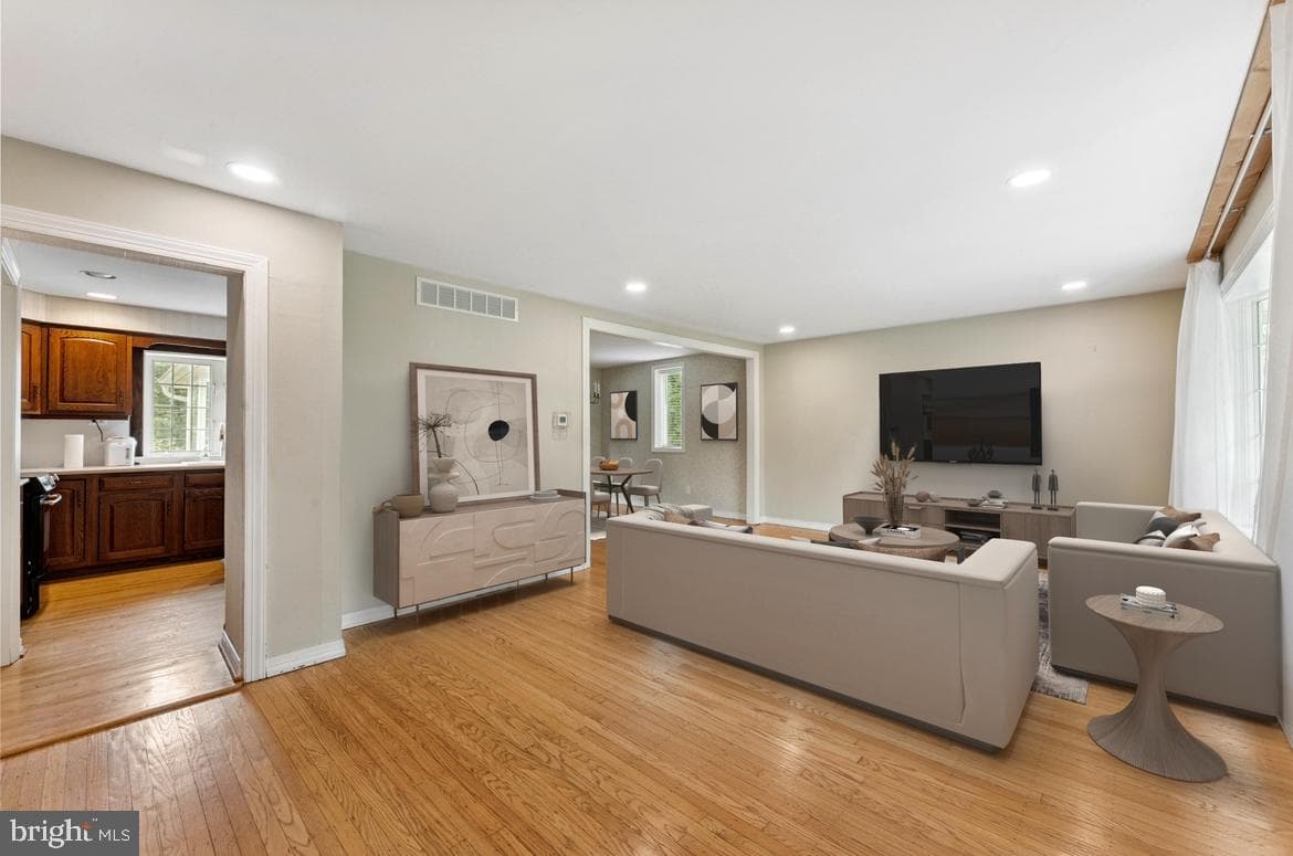 319 Holly Knoll photo 4