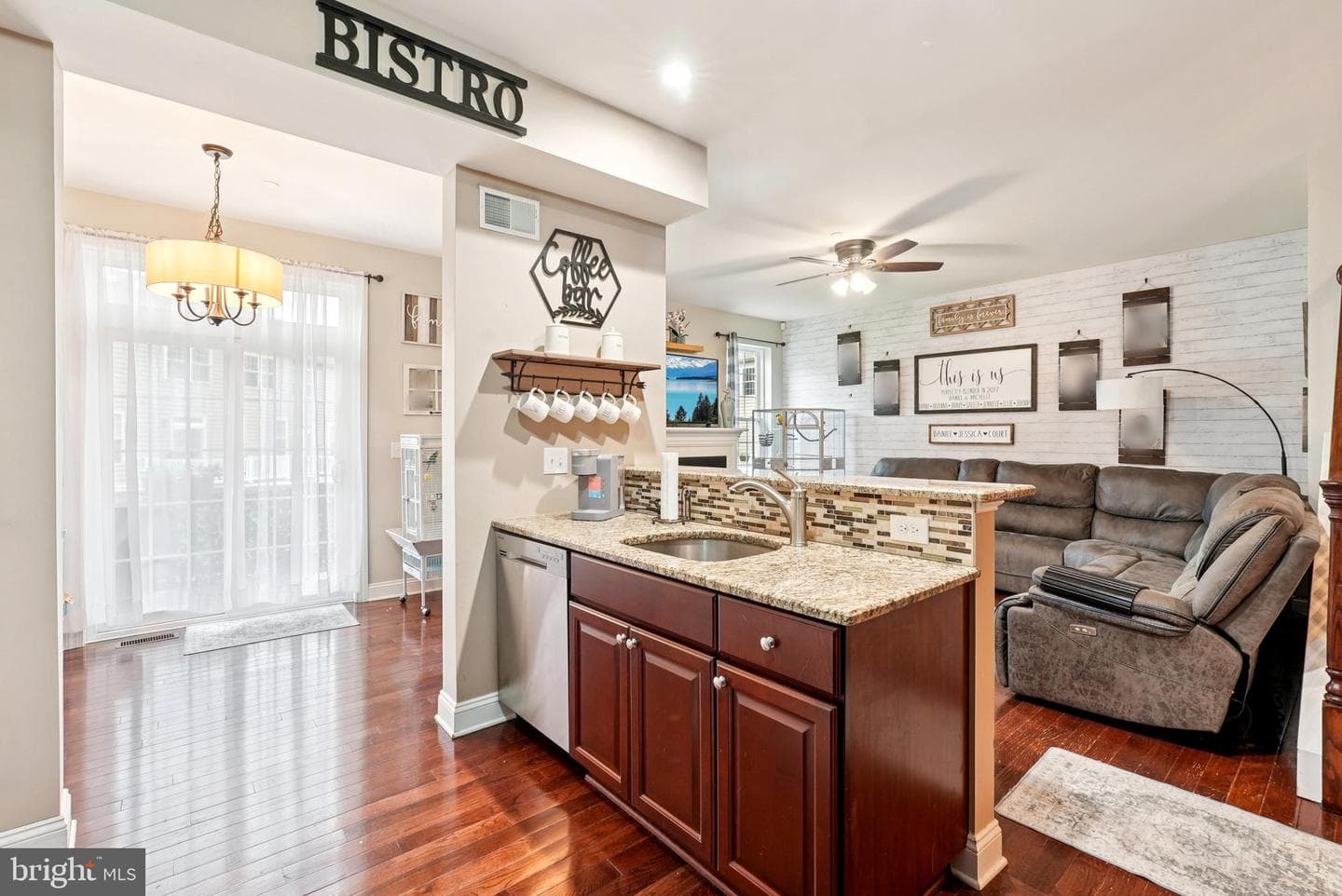 103 Nicoles Way photo 13