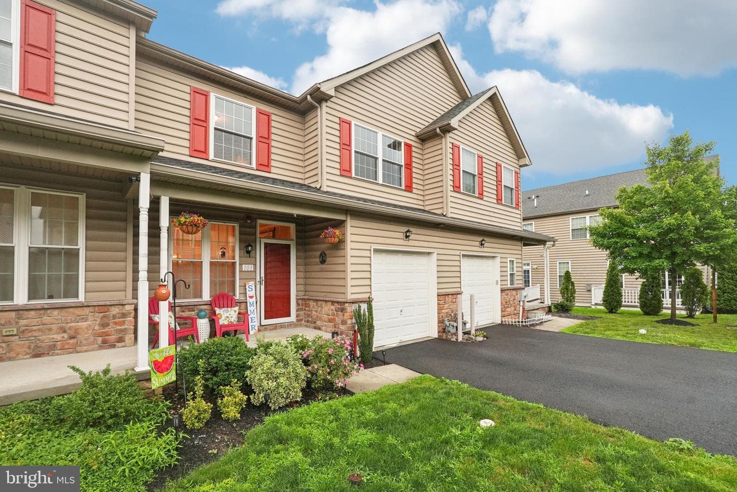 103 Nicoles Way photo 4